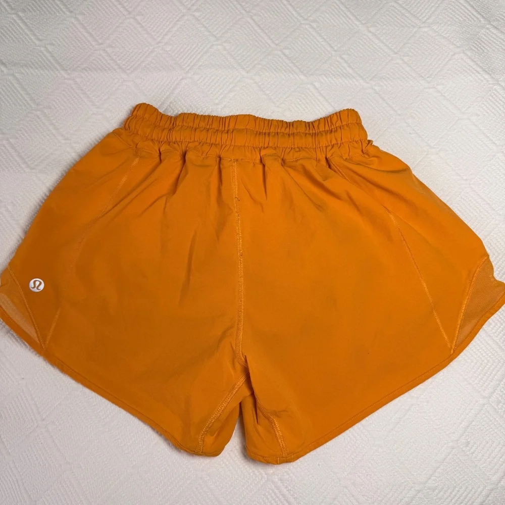 Lululemon Hot Hotty Shorts Size 2, Inseam 4”, Blue Yellow Multi, Lot of 3 - Picture 7 of 14